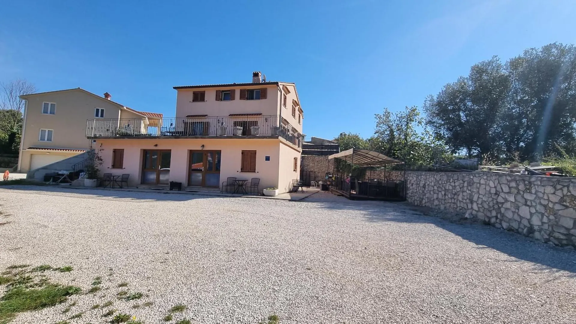 Apartmani Barbara Brsec